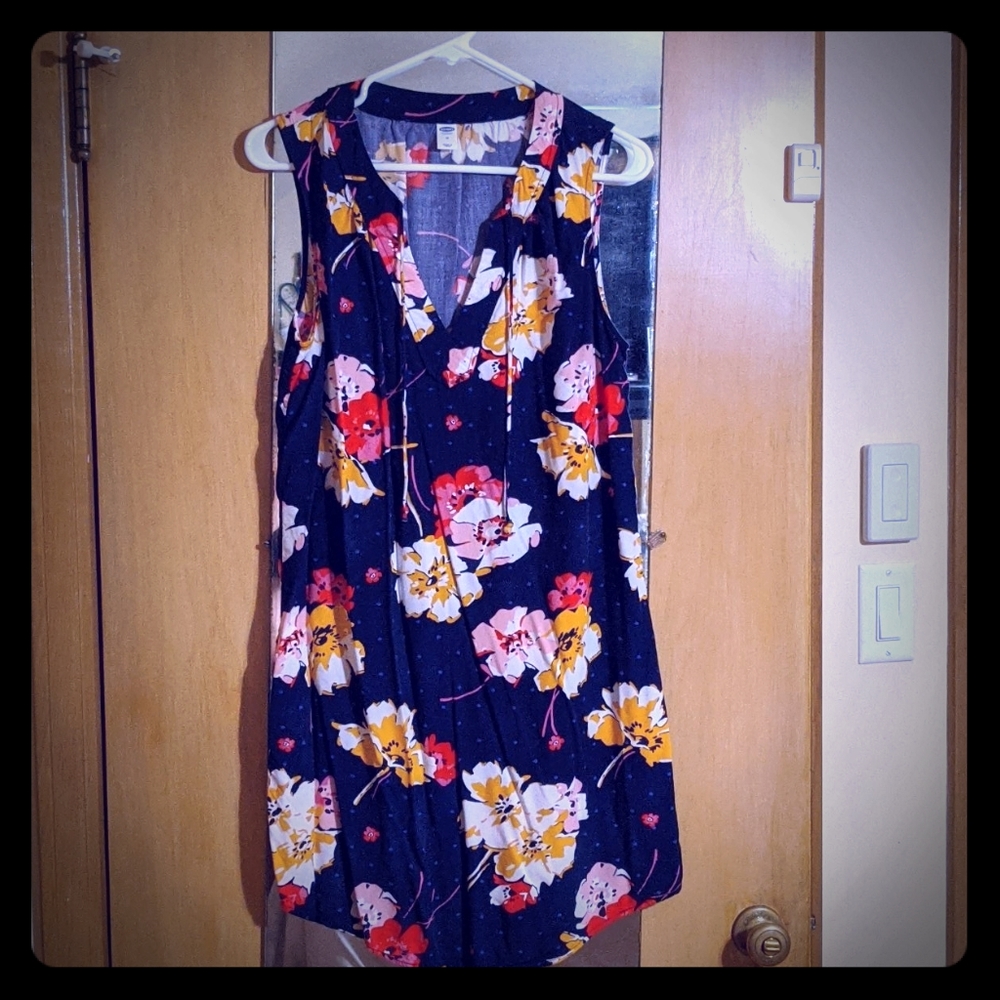 Old Navy Midi dress